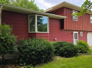 308 8th St NE, Fulda, MN 56131