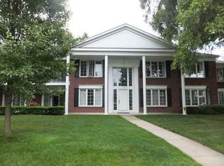 6547 Kingsbridge Dr #10, Sylvania, OH 43560