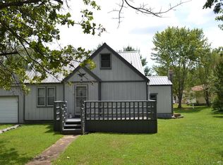 211 Vine St, Mountain View, MO 65548