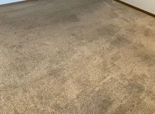 125 Western Ave APT 3, Waterloo, IA 50701