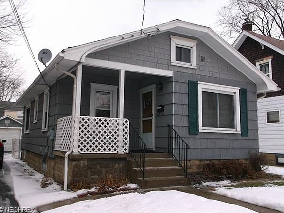 3rd image of 1709 Shaw Ave
