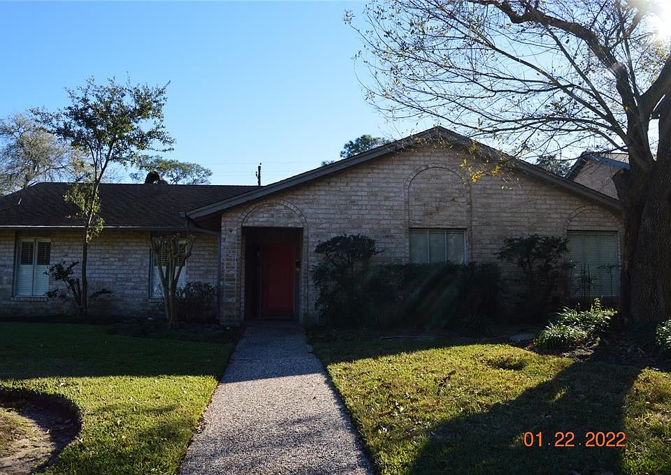 1st image of 10003 Briar Rose Dr