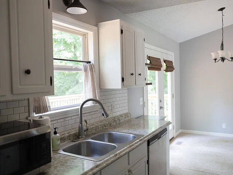 1216 Jacksons Hill Rd — Photo 16