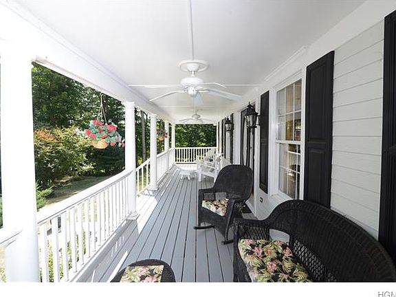 2nd image of 950 Shepherd Ct