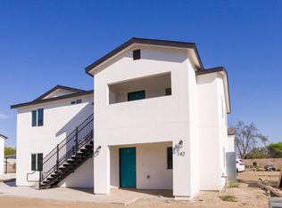 142 E Vandalia Avenue, Porterville, CA