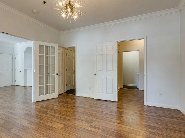2304 Elliott Ave #102 — Photo 19