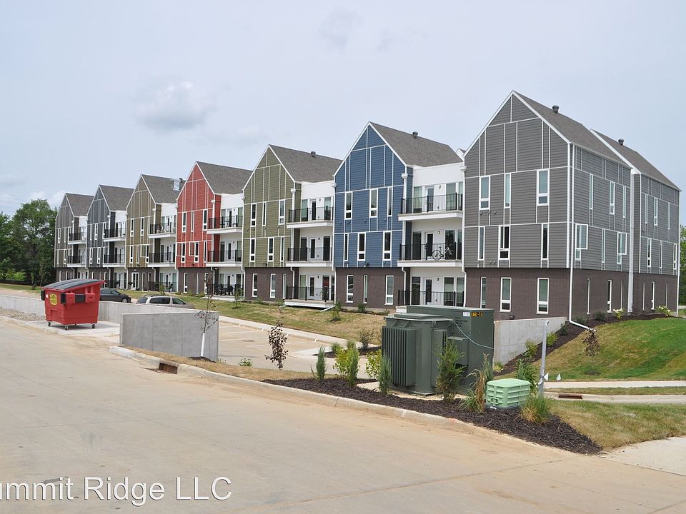 2nd image of 3526 Eastbrook St