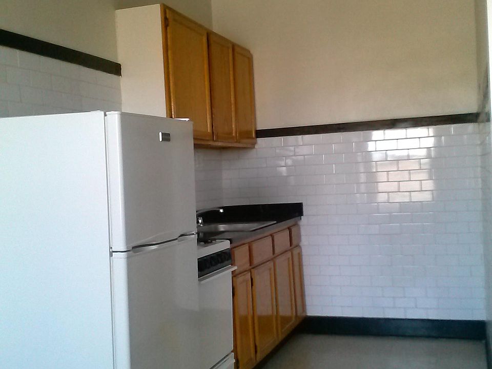 1st image of 4354 N Elston Ave APT 201