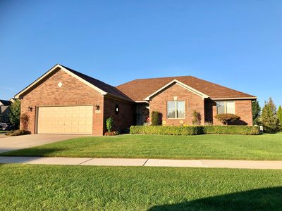 48221 Ellington Dr, Macomb, MI, 48044