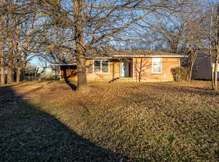 1414 Rice Ave, Gainesville, TX 76240