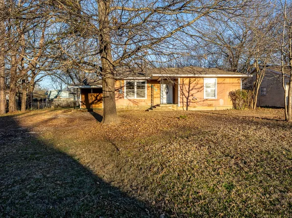1414 Rice Ave, Gainesville, TX 76240
