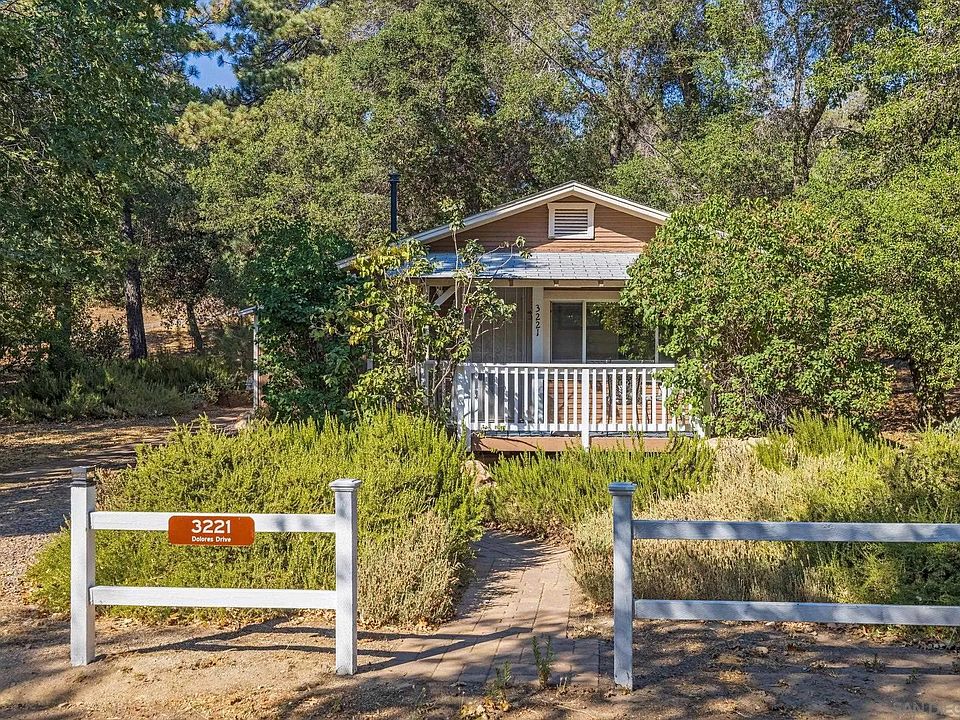 1st image of 3221 Dolores Dr