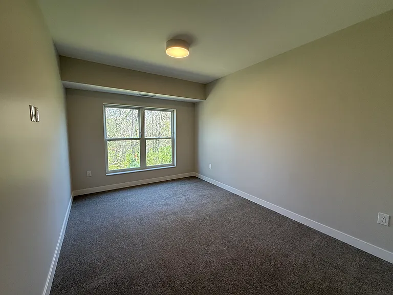 2645 Burton Rd #102 — Photo 8
