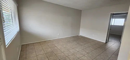 2323 Huntington Ln #J Photo 1
