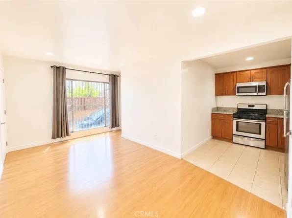 1372 W 36th St APT 3, Los Angeles, CA 90007
