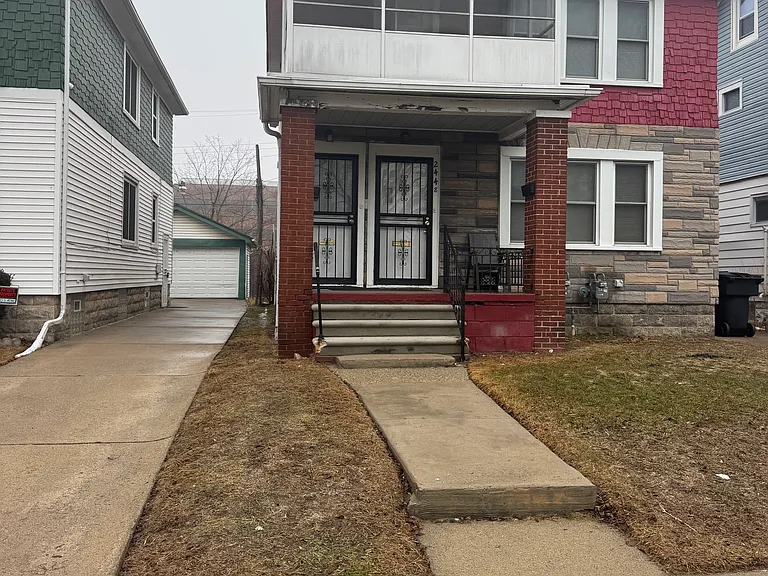 2450 Kendall Ave — Photo 1