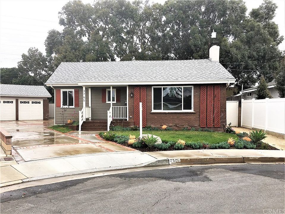 1st image of 3765 Sandgate Dr
