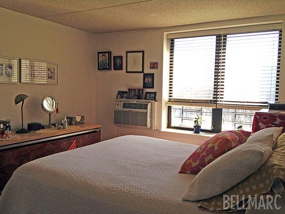 4th image of 301 Cathedral Pkwy APT 15J
