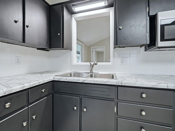 5th image of 7732 Hosler Rd