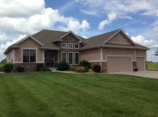8640 NE 54th Ave, Altoona, IA 50009