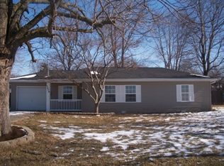 7479 State Route 123, Blanchester, OH 45107