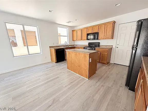 9070 Amanda Creek Ct — Photo 7