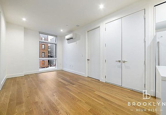 3rd image of 530 Midwood St APT 3C