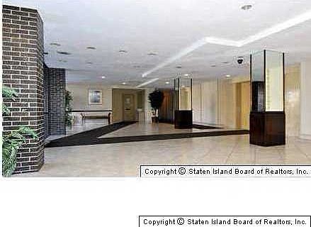 5th image of 20 Cliff St APT 9C