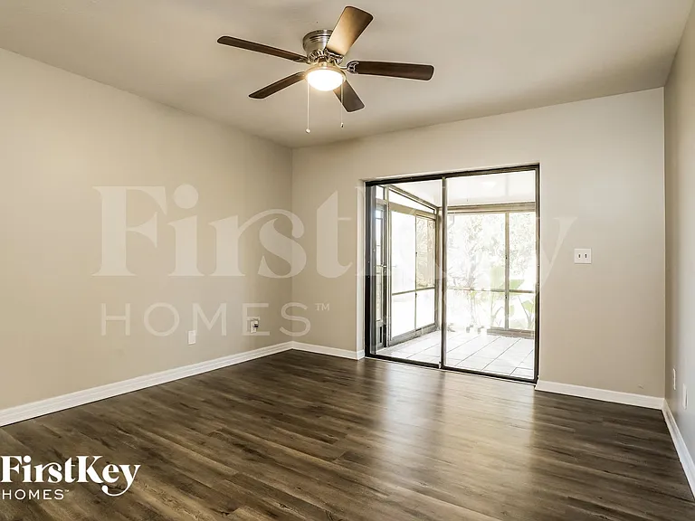 17420 Duquesne Rd — Photo 9