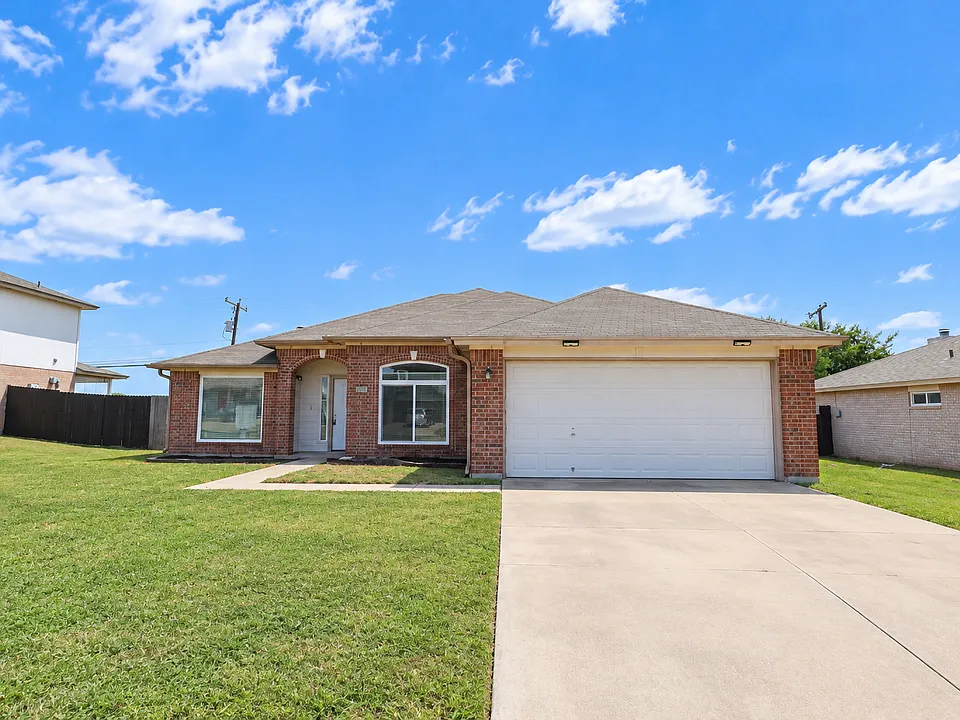 4814 Water Oak Dr