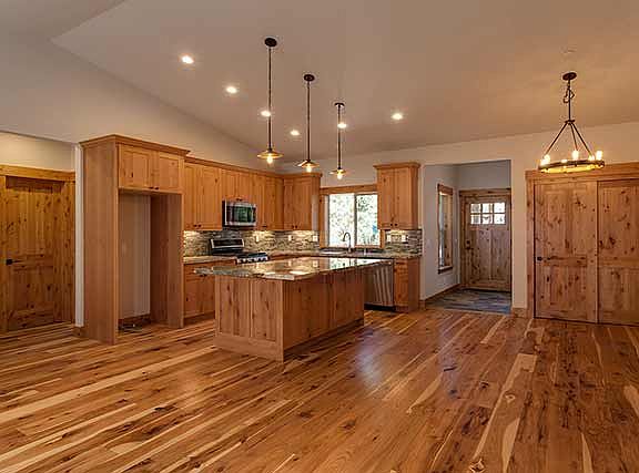 5th image of 16705 Northwoods Blvd