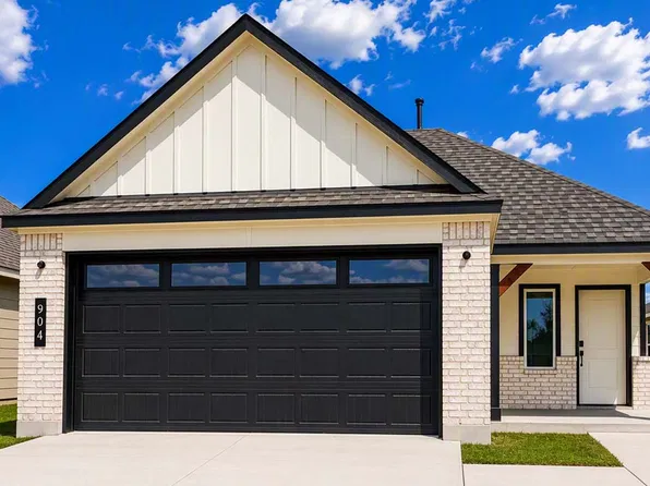 904 Lady Bird Ln, College Station, TX 77845
