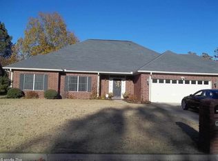 209 Beatrice Ln, White Hall, AR 71602