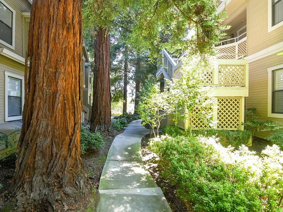 1st image of 939 La Mesa Trl #G