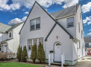 58 Jackson Rd, Valley Stream, NY 11581