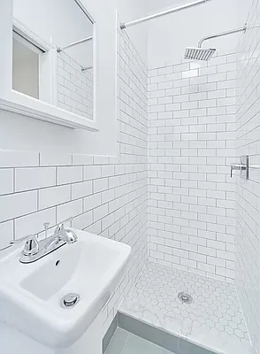 Rented by Living New York | media 13