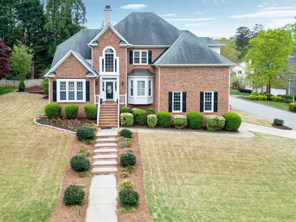 100 Rivergreen Ct, Cary, NC 27518