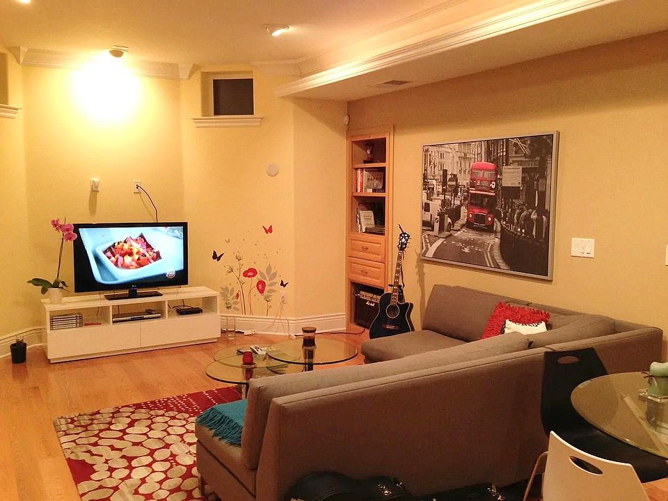 1st image of 10534 Gascoigne Dr #2