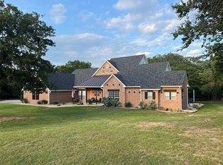 30 County Road 2255, Valley View, TX 76272