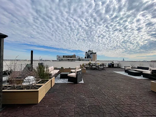 Rented by Bohemia Realty Group | media 20