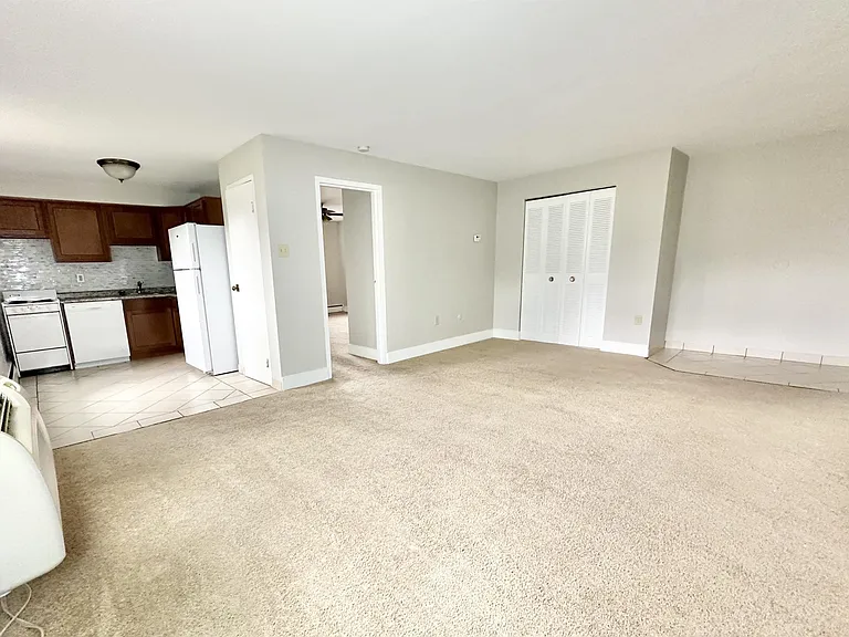 1BR (Unit 21)