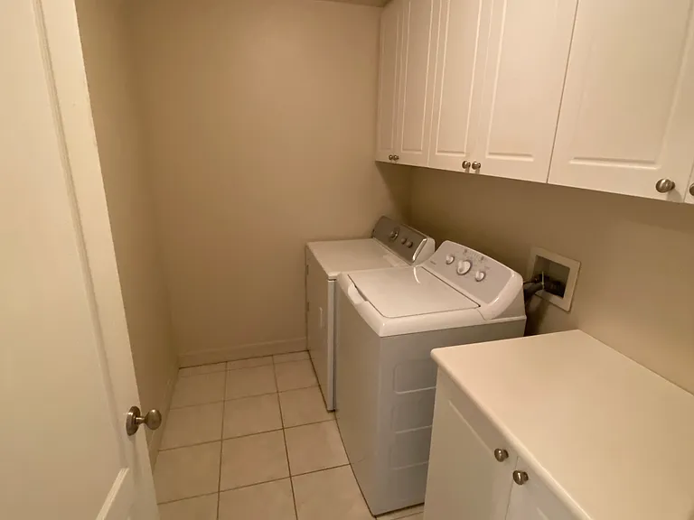 1458 Elin Pointe Dr — Photo 25