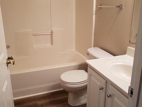 4th image of 320 Blackhawke Dr Lot 38