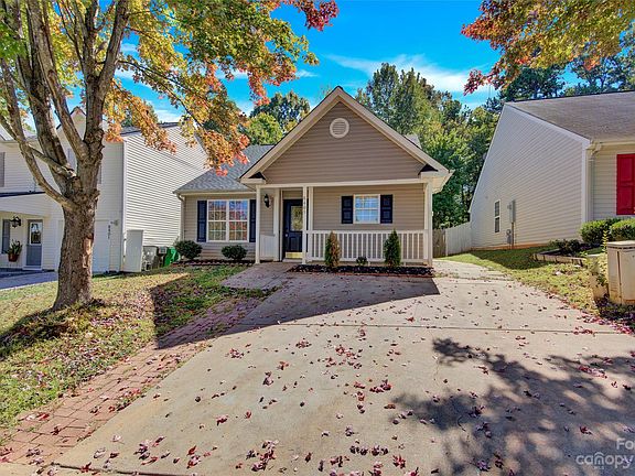 5th image of 8405 Kings Creek Dr