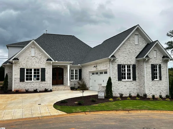 315 Tanoak Ct, Simpsonville, SC 29681