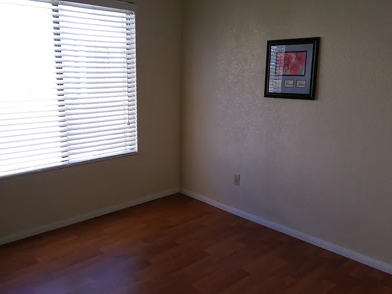 Countrywood Ln — Photo 8