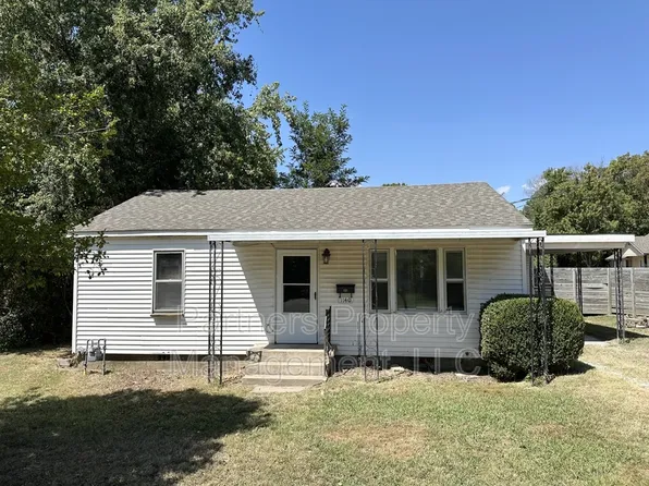 1140 W Hendrix St, Fayetteville, AR 72703