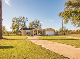 4141 Henderson Rd, Blackshear, GA 31516