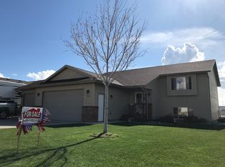 4208 Quarter Horse Ave, Gillette, WY 82718