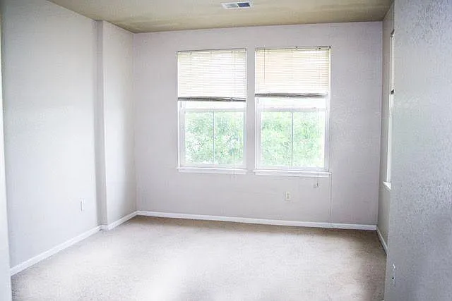 818 City Park Ave #C6 — Photo 8